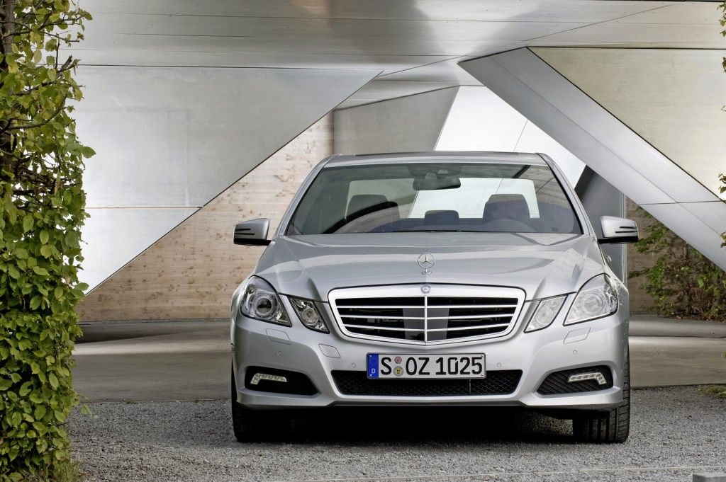 Eine viertel Millionen Auto-Begeisterter kürte die Mercedes-E-Klasse zum Lieblingsauto. Gefolgt von VW Polo und BMW X1.