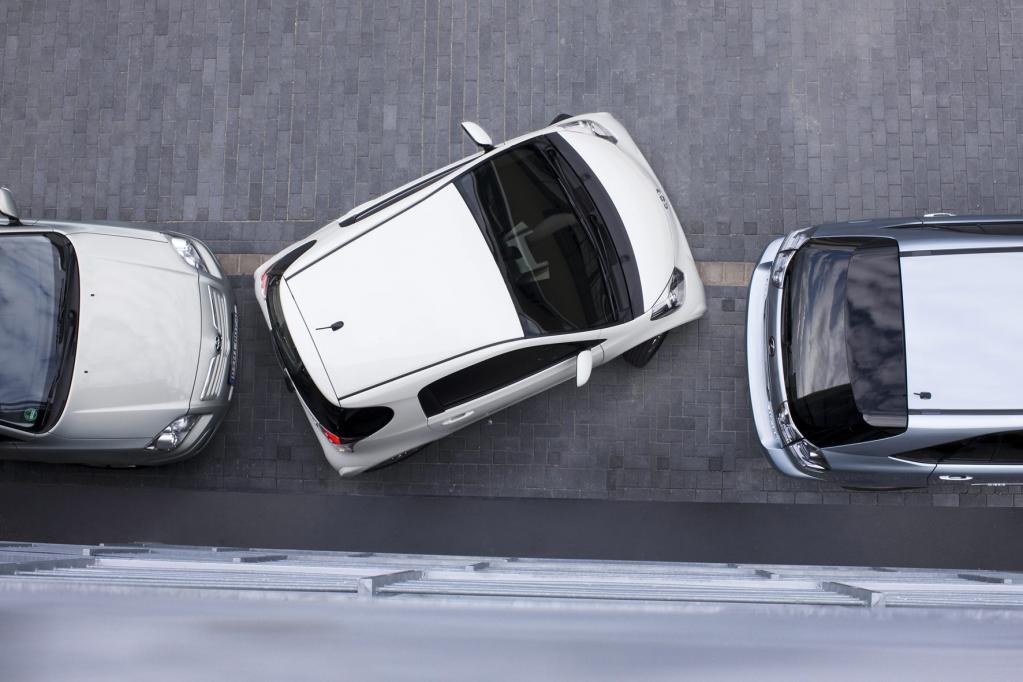 Fahrbericht Toyota iQ: Kleiner Revoluzzer - Bild(3)