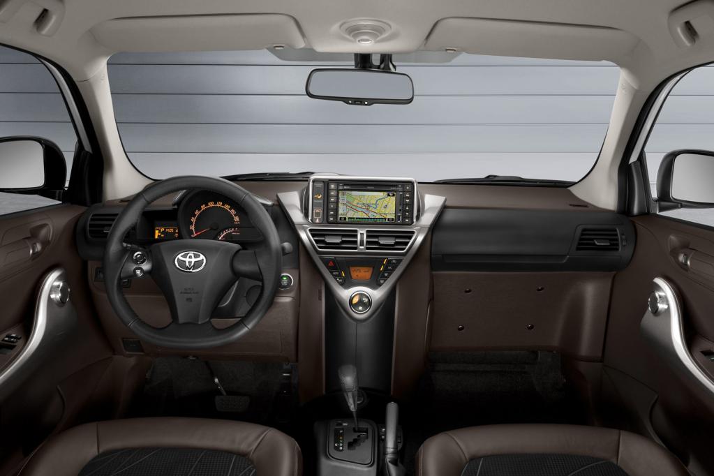 Fahrbericht Toyota iQ: Kleiner Revoluzzer - Bild(4)