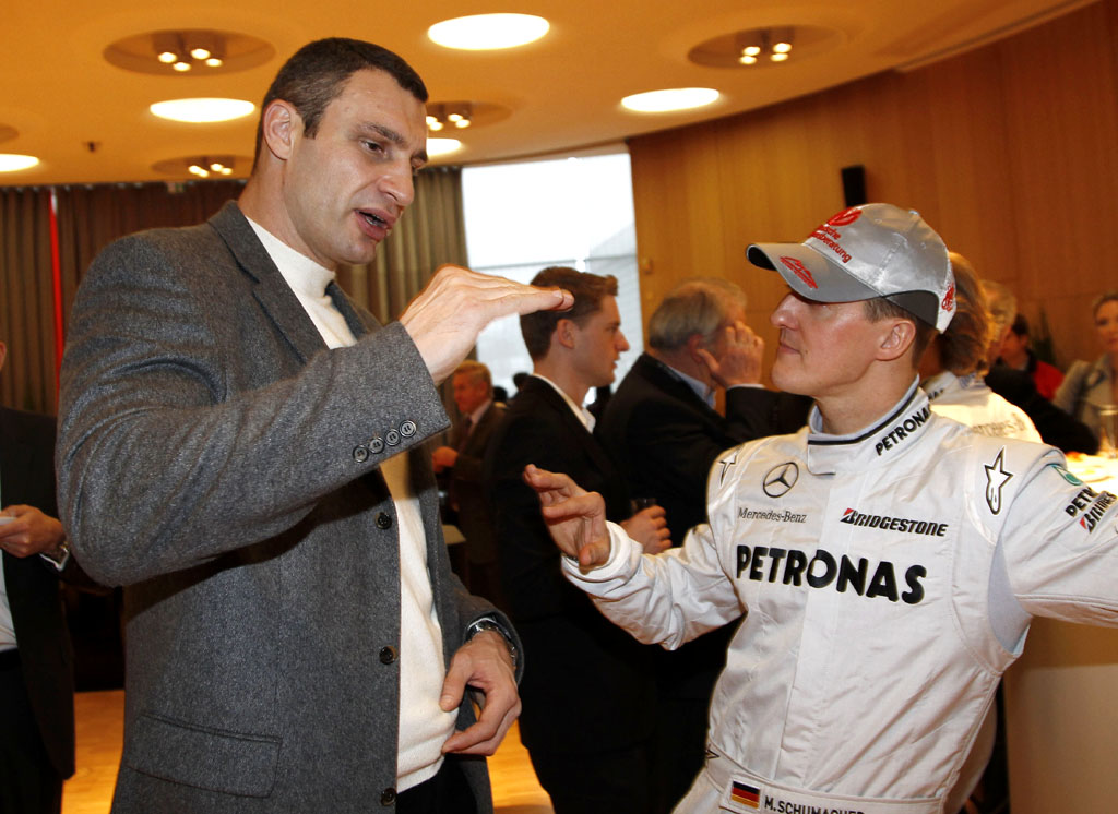 Gut gelaunt: Vitali Klitschko und Michael Schumacher.