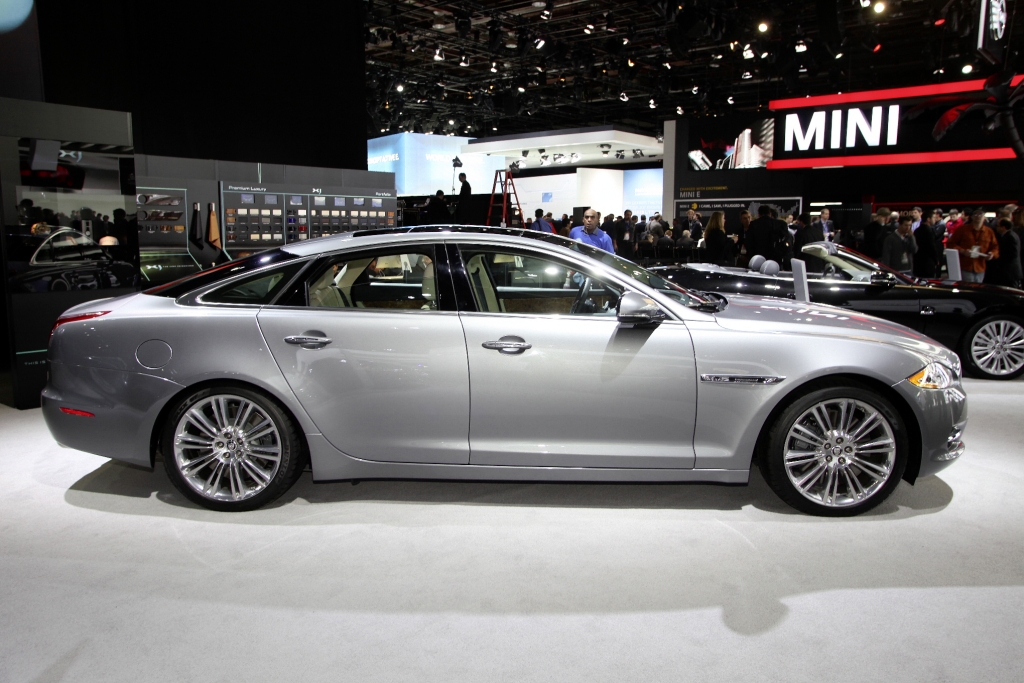 Jaguar 2011 XJ