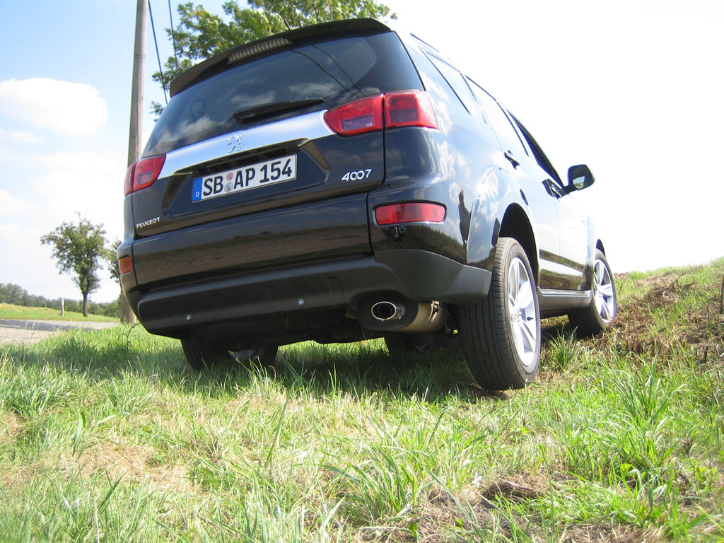 Peugeot 4007