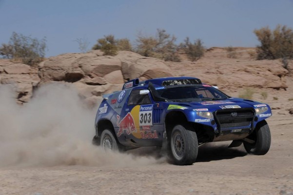 Rallye Dakar: Spannender Zweikampf der VW-Piloten