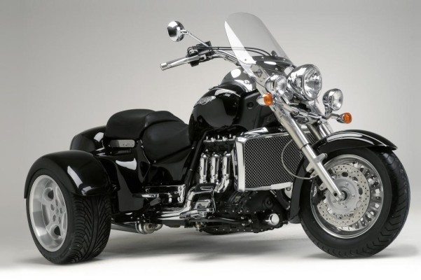 Rewaco baut Triumph Rocket zum Trike um