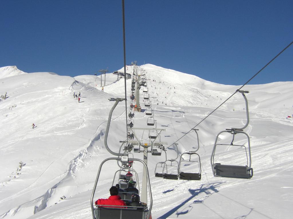 Schneebericht für Wintersport-Touristen: Durchweg gute Wintersportbedingungen