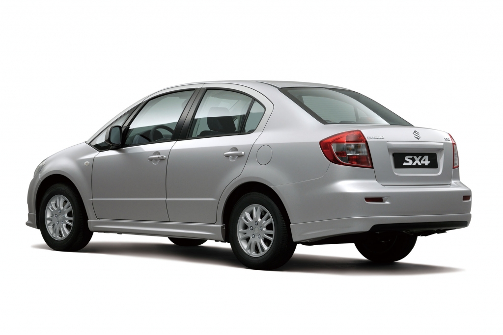 Suzuki SX4 Limousine: neuer Look und neuer Motor