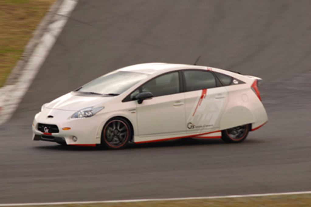 Toyota mit Sportversion des Prius 