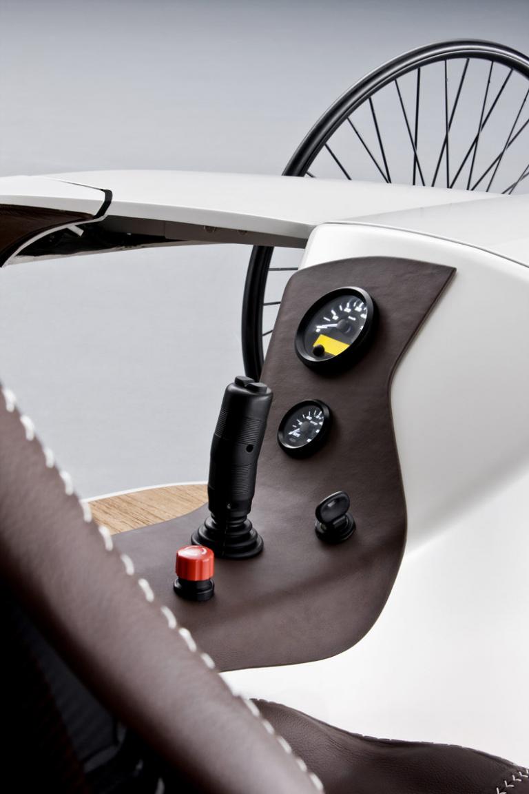 Trend: Ersetzt der Joystick das Lenkrad?  - Bild