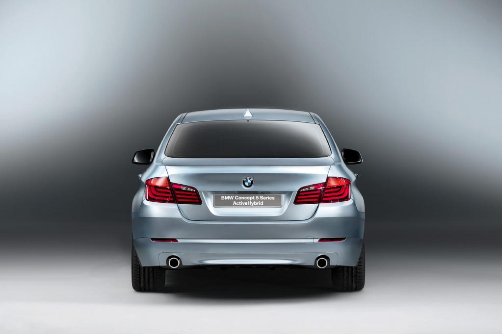  BMW 5er als Vollhybrid in Genf 