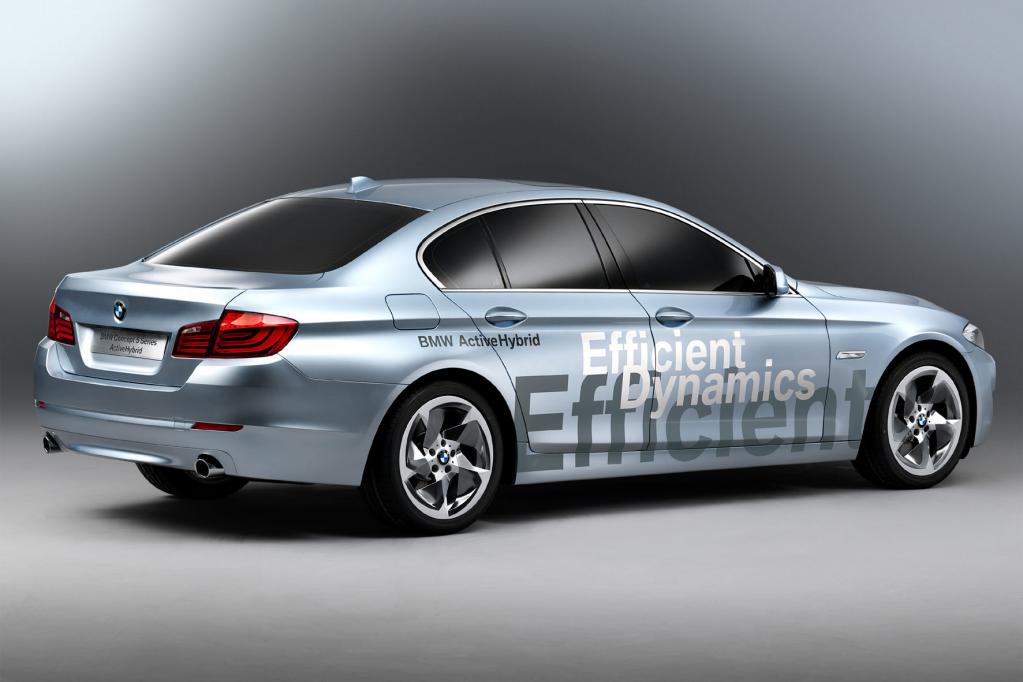  BMW 5er als Vollhybrid in Genf 
