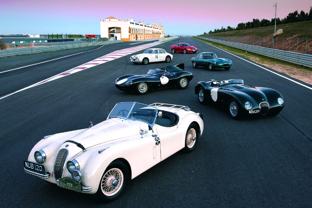 ... wie (von links) XK 120, C-Type, D-Type, E-Type, Mark II und XFR. 