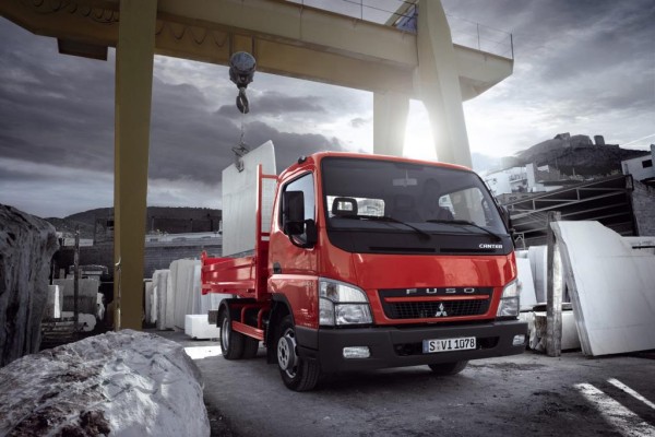 30 Jahre Lkw Mitsubishi Fuso Canter in Europa 