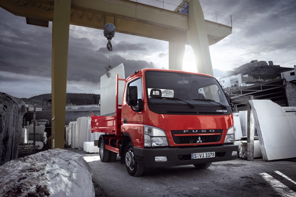 30 Jahre Lkw Mitsubishi Fuso Canter in Europa 
