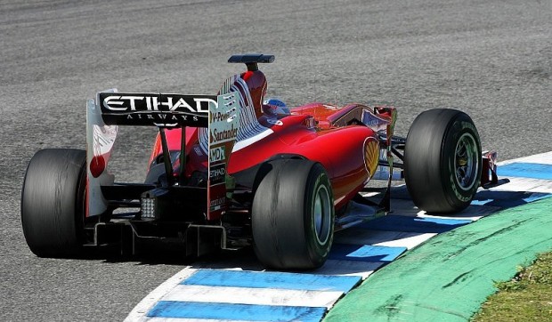 Alonso: Auf Ferrari achten: Muskelspiele