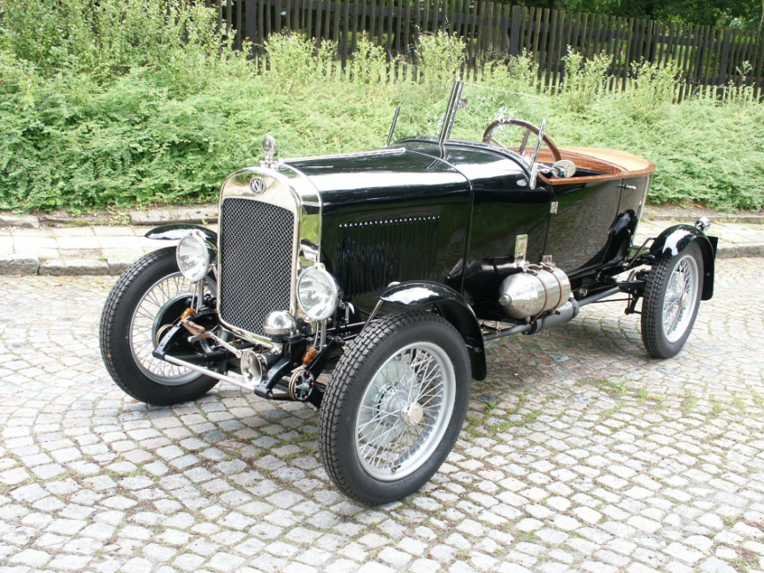 Automobile Schatzsuche auf der AMI 2010 - NSU Boattail