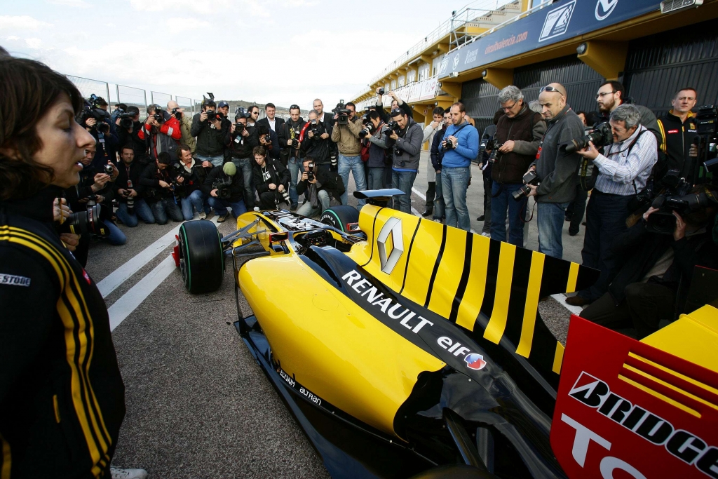 Boullier: Petrov ein Risiko: Speed ist vorhanden