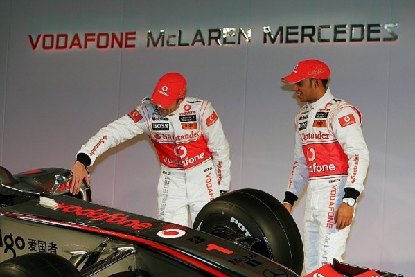 Coulthard bewundert Button: Gleiche Voraussetzungen