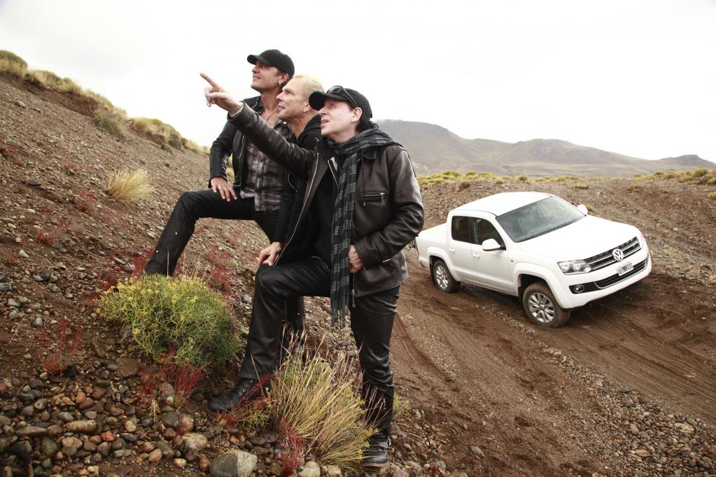 Die „Scorpions“ testeten in Argentinien den Volkswagen Amarok.