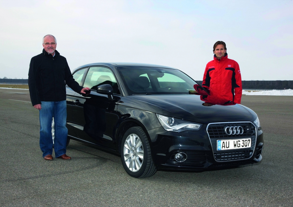 Dr. Thomas Glaser (l.) und Martin Winkelhock vor ihrer Testfahrt mit dem neuen A1.