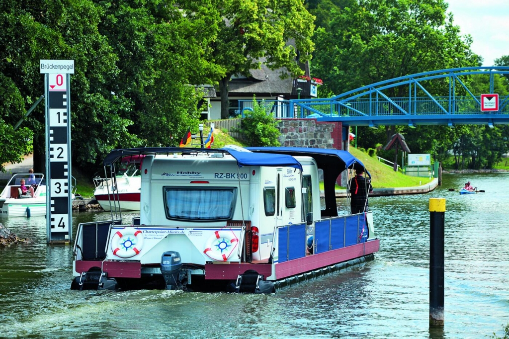 Ein Hobby als Hausboot: WaterCamper