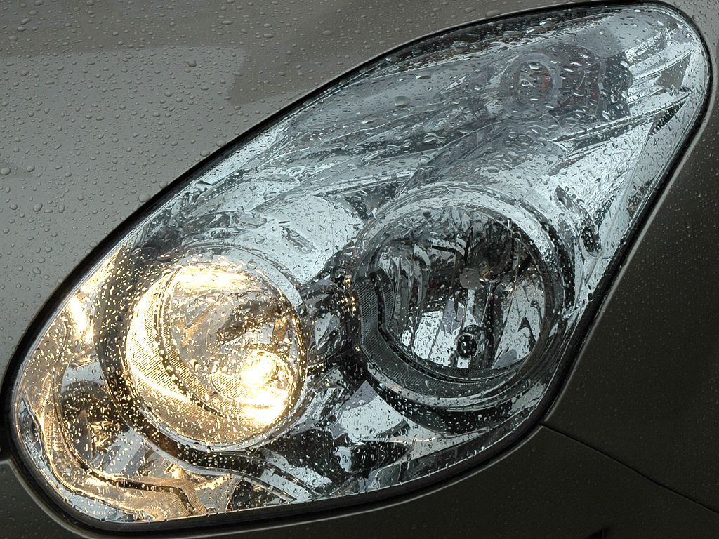 Fiat Doblò: Vordere Leuchteinheit. 