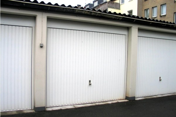 Frühjahrsputz für den Garagenboden 