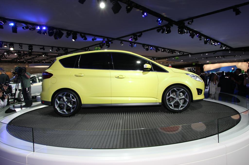 Genf 2010: Ford zeigt den neuen C-Max