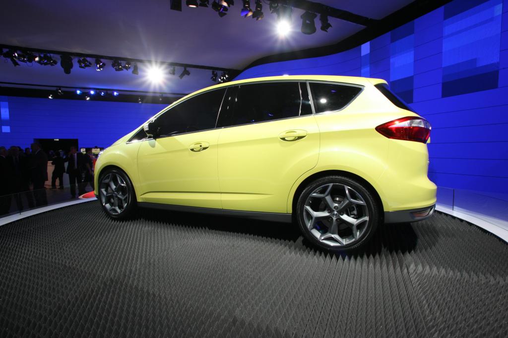 Genf 2010: Ford zeigt den neuen C-Max