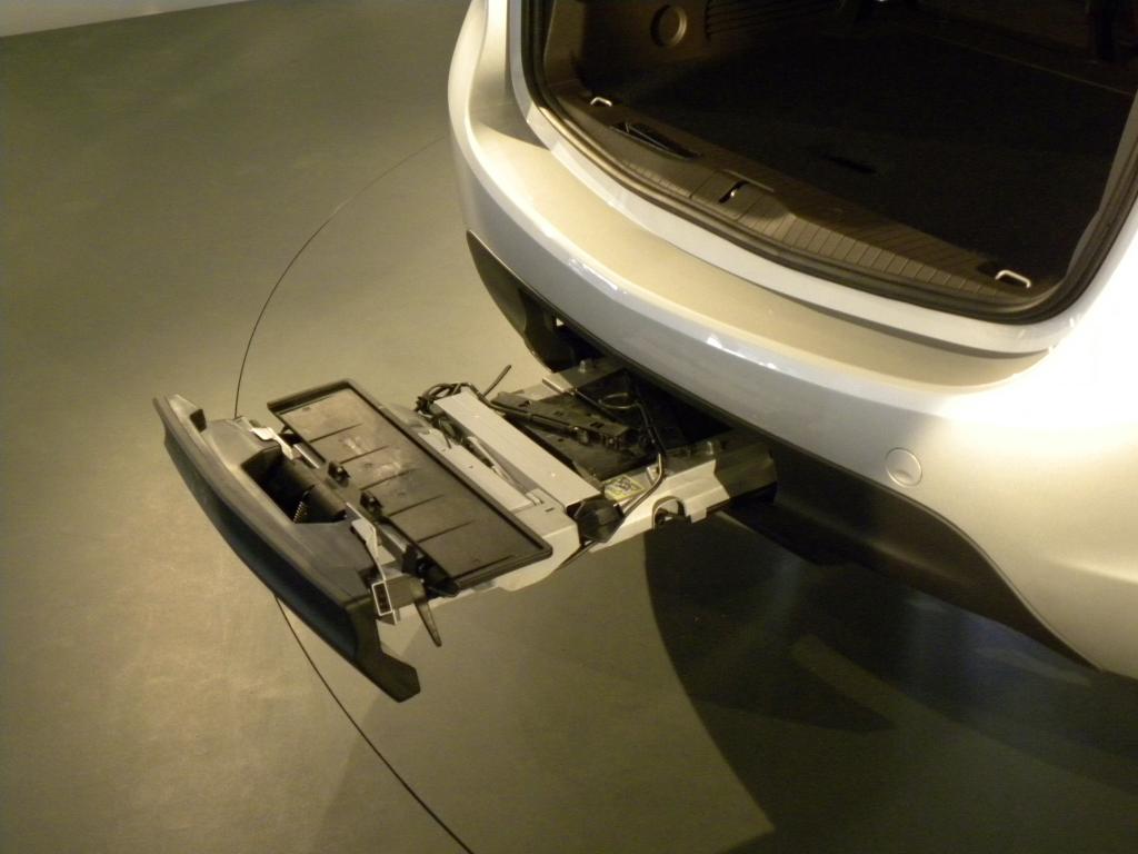 Genf 2010: Opel zeigt neuen Meriva und ein Konzeptfahrzeug - Bild(5)