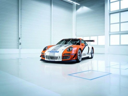 Genf 2010: Porsche präsentiert Hybridversion des 911 GT3 R