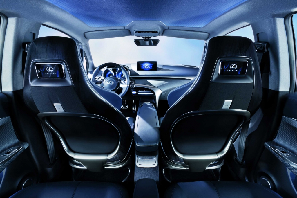 Genf 2010: Weltpremiere Lexus CT 200h – Kompaktlimousine mit Vollhybridantrieb