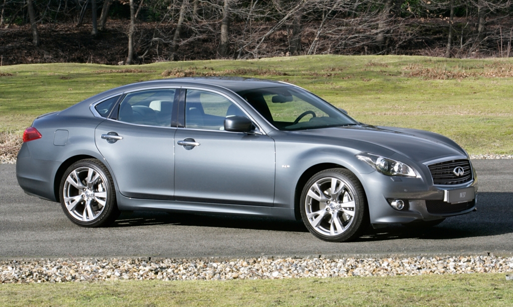 Genfer Salon 2010: Infiniti präsentiert neue M Line