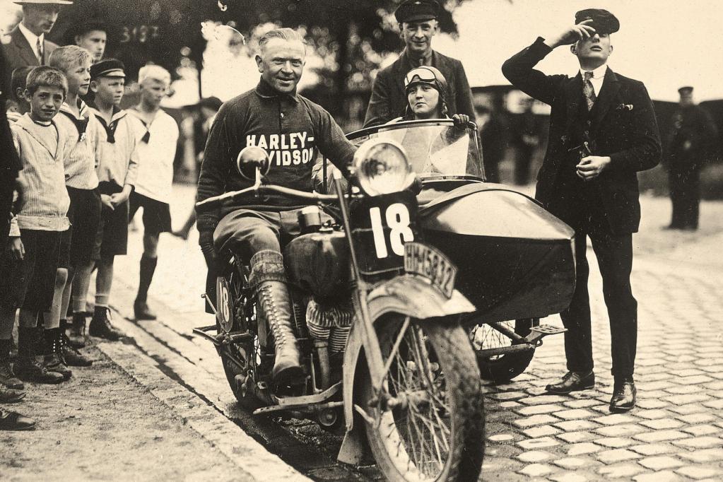 Harley-Davidson seit 100 Jahren in Deutschland 