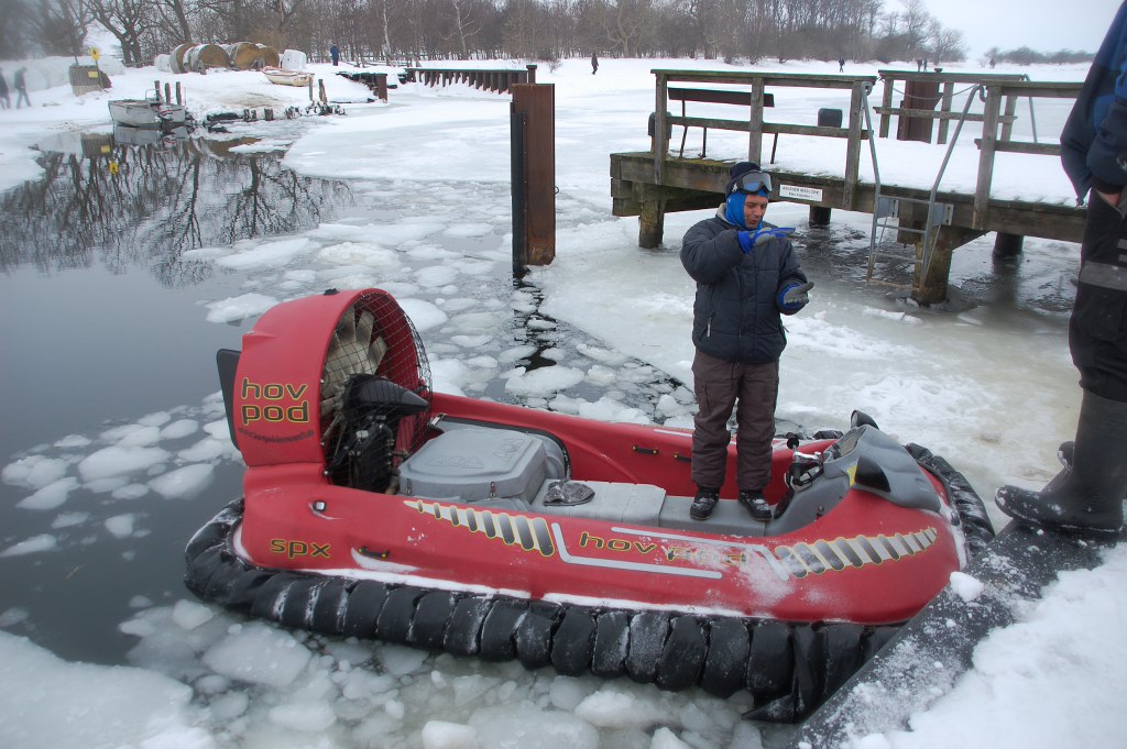 Hubschrauber oder Hovercraft?  - Der aubenteuerliche Weg nach Hidensee