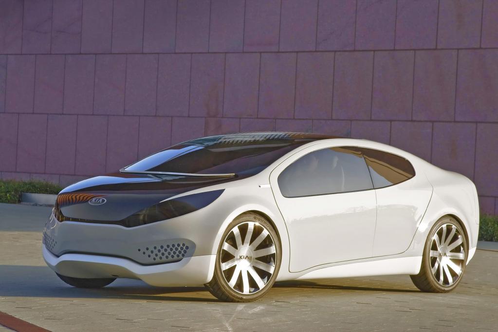 Kia zeigt Elektro-Mini-Van in Genf 