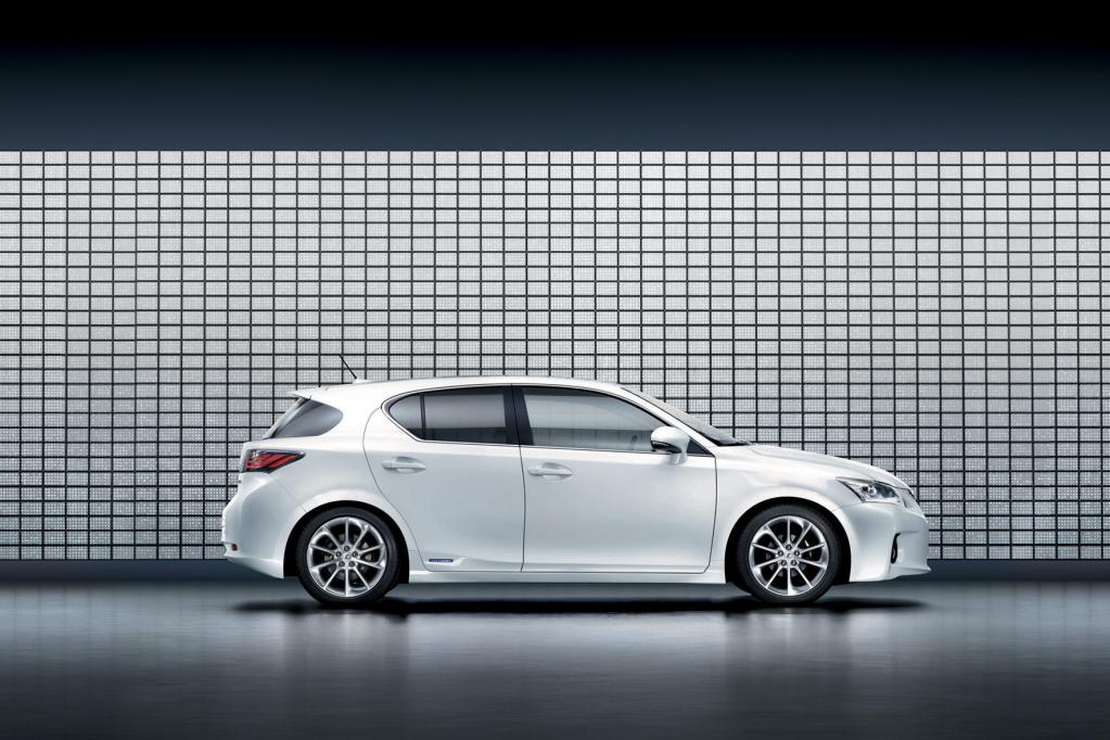 Kompakter Lexus-Hybrid: Prius im Sportdress 