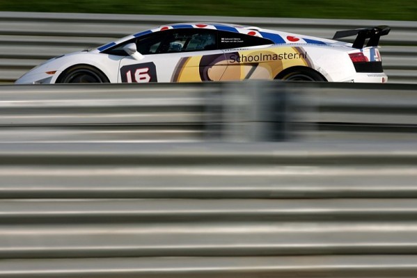 Lamborghini Super Trofeo beim Saisonauftakt: 570 PS im Rahmenprogramm
