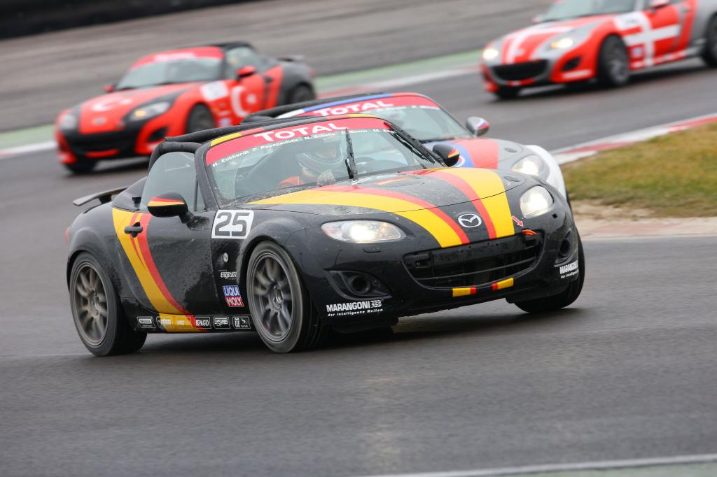 Mazda MX-5 Open Race.