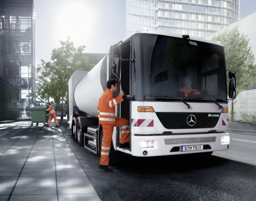 Mercedes-Benz Econic jetzt mit Bluetec