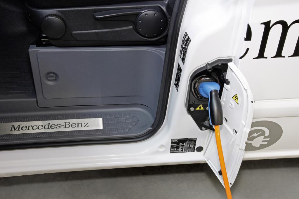Mercedes-Benz mit Elektro-Vito für den Transport in der Innenstadt - Bild(2)