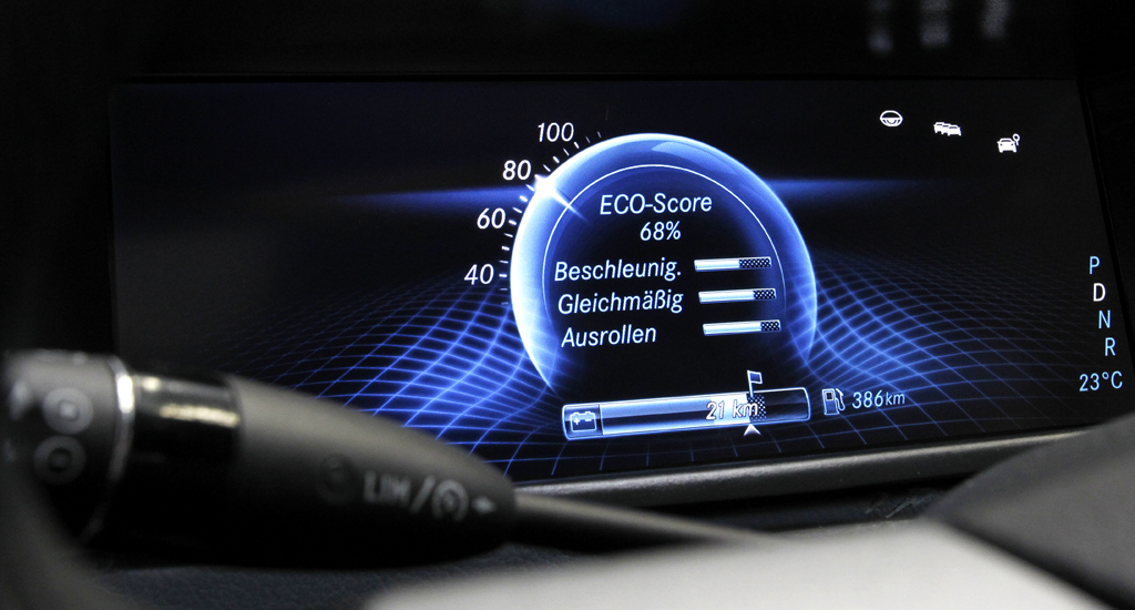 Mercedes F800 Style: Eco-Anzeige. 