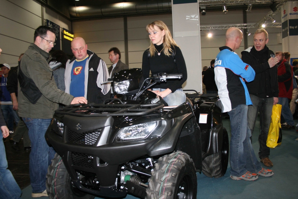 Motorrad Messe Leipzig 2010: Suzuki & Yamaha