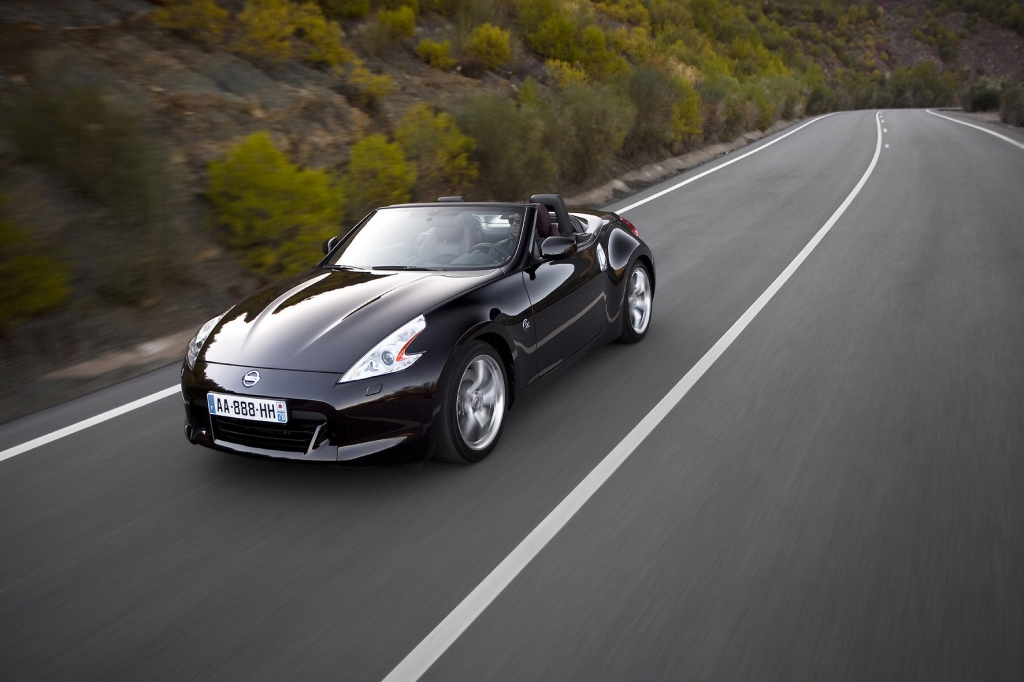 Nissan 370 Z Roadster.