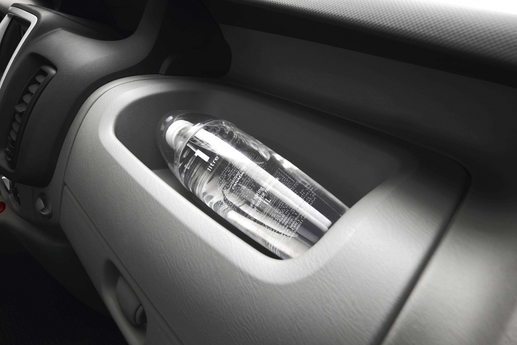 Renault erweitert mit Kangoo Rapid und Traffic Nutzfahrzeugangebot
