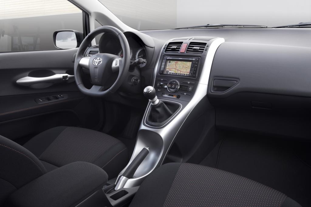 Toyota überarbeitet den Auris