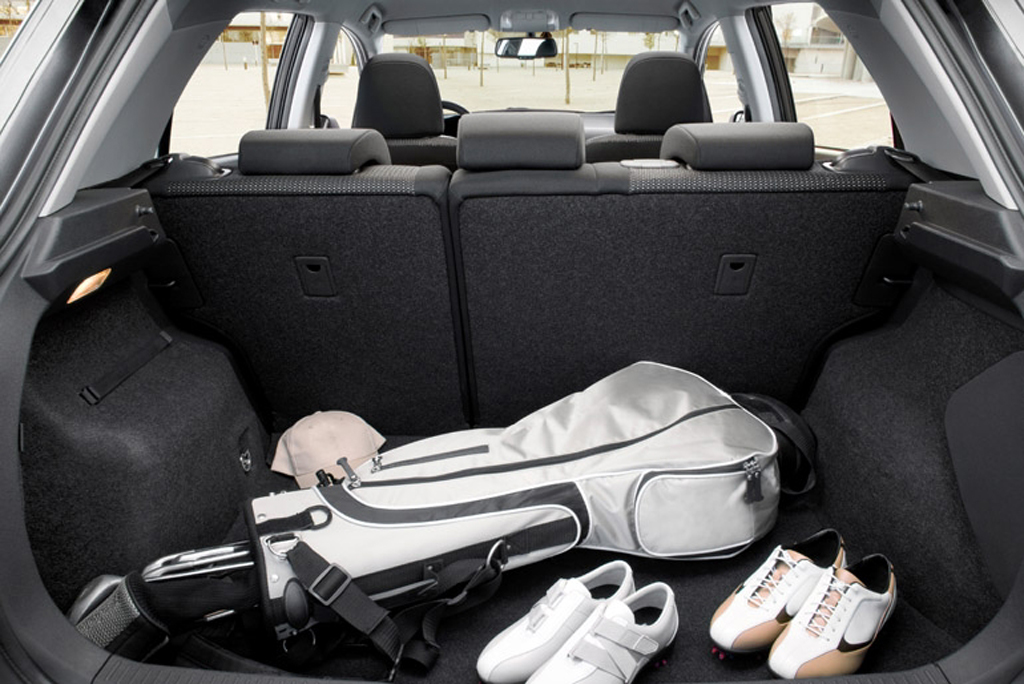 Toyotas neuer Auris: Blick in den Kofferraum. 
