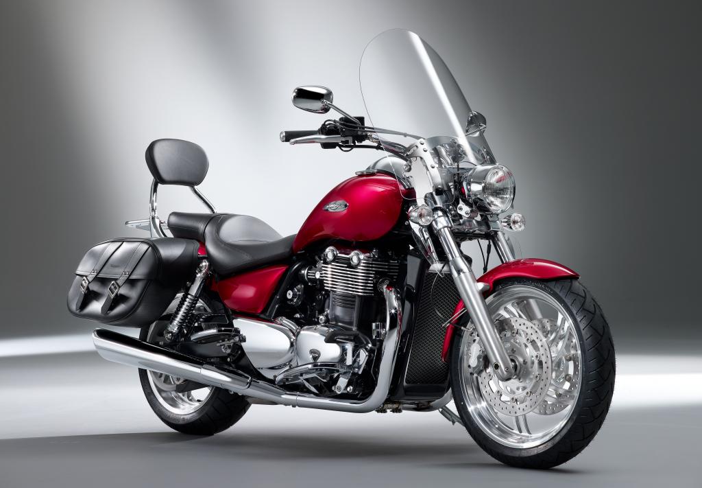 Triumph bietet die Thunderbird als Touring-Sonderedition an