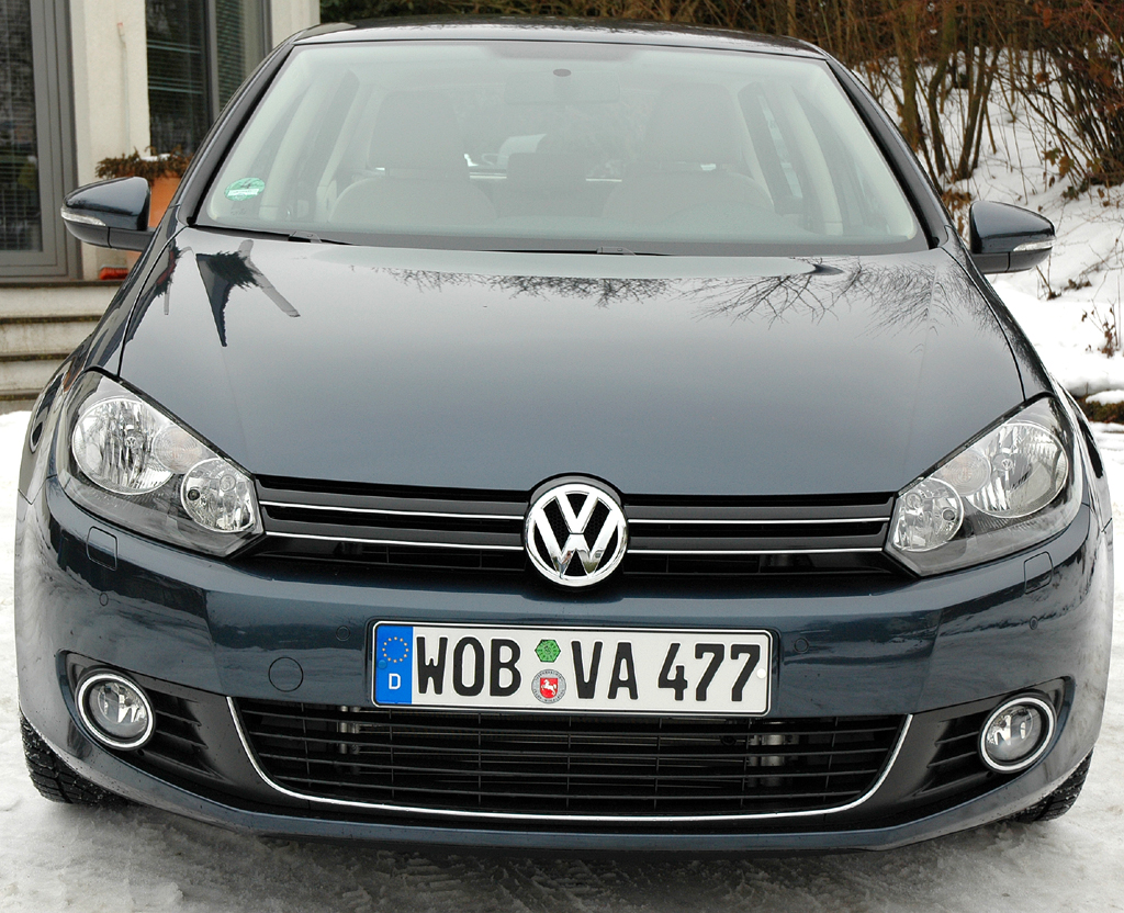 VW Golf: Frontansicht. 