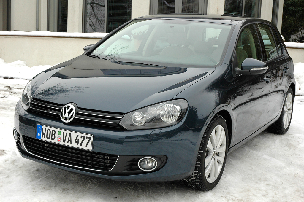 VW Golf, hier als 140-PS-Turbodiesel-Viertürer. 