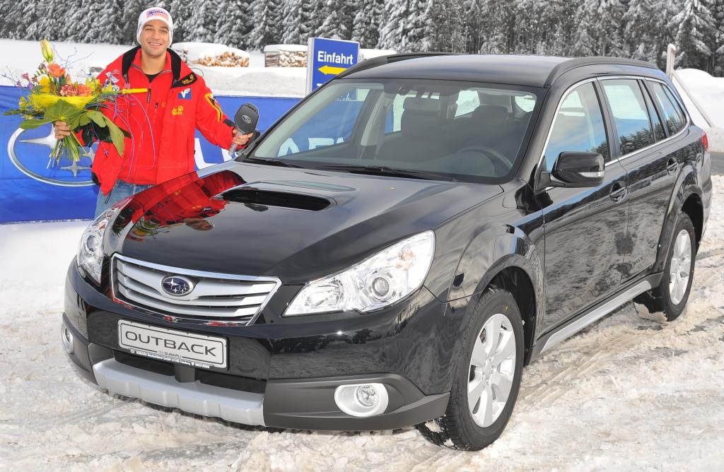 Vierschanzen-Sieger Andreas Kofler erhält Subaru Outback 2.0 D